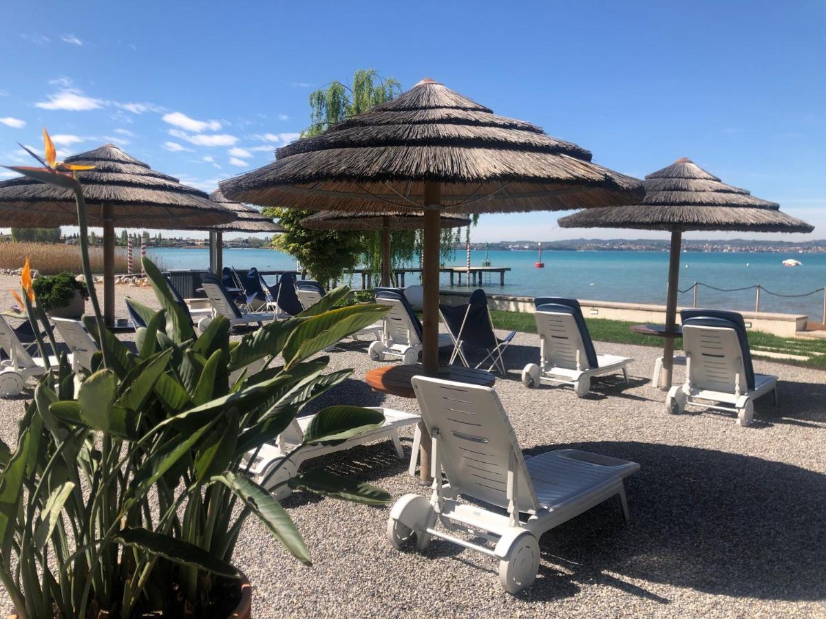 Le Petit Du Lac Sirmione Exterior photo