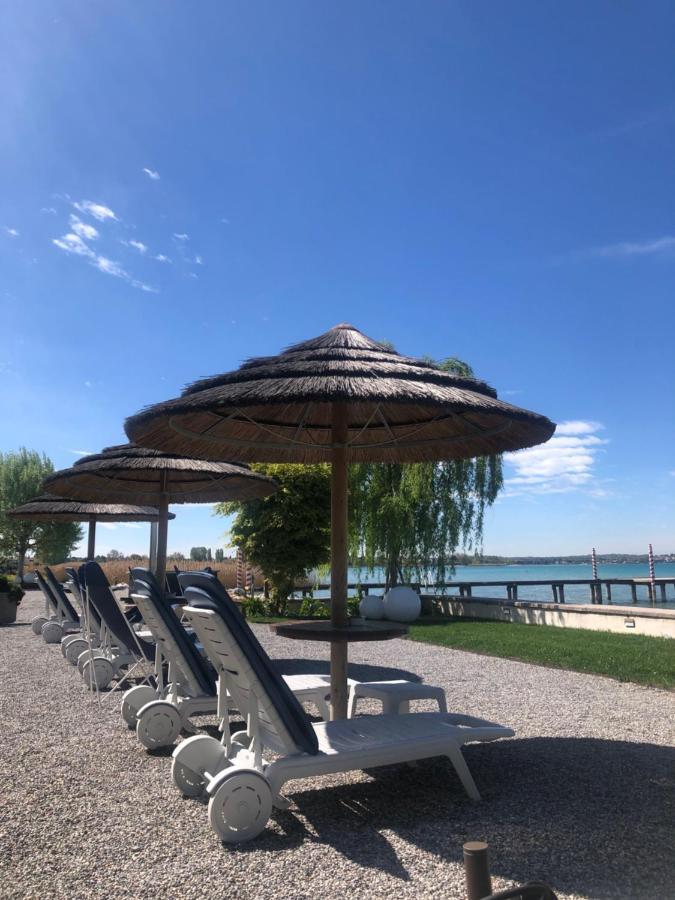 Le Petit Du Lac Sirmione Exterior photo