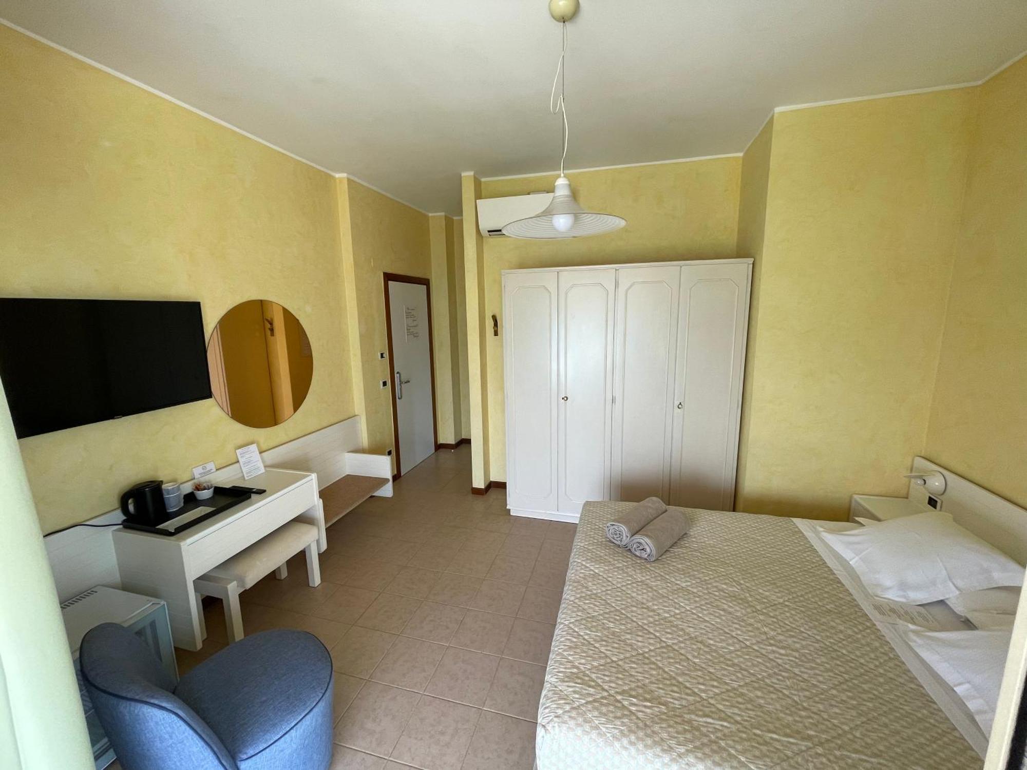 Le Petit Du Lac Sirmione Room photo